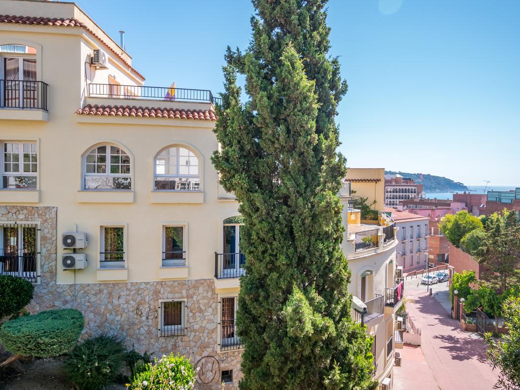 Apartaments Ar Enjoy Monjardi Lloret de Mar Exterior foto