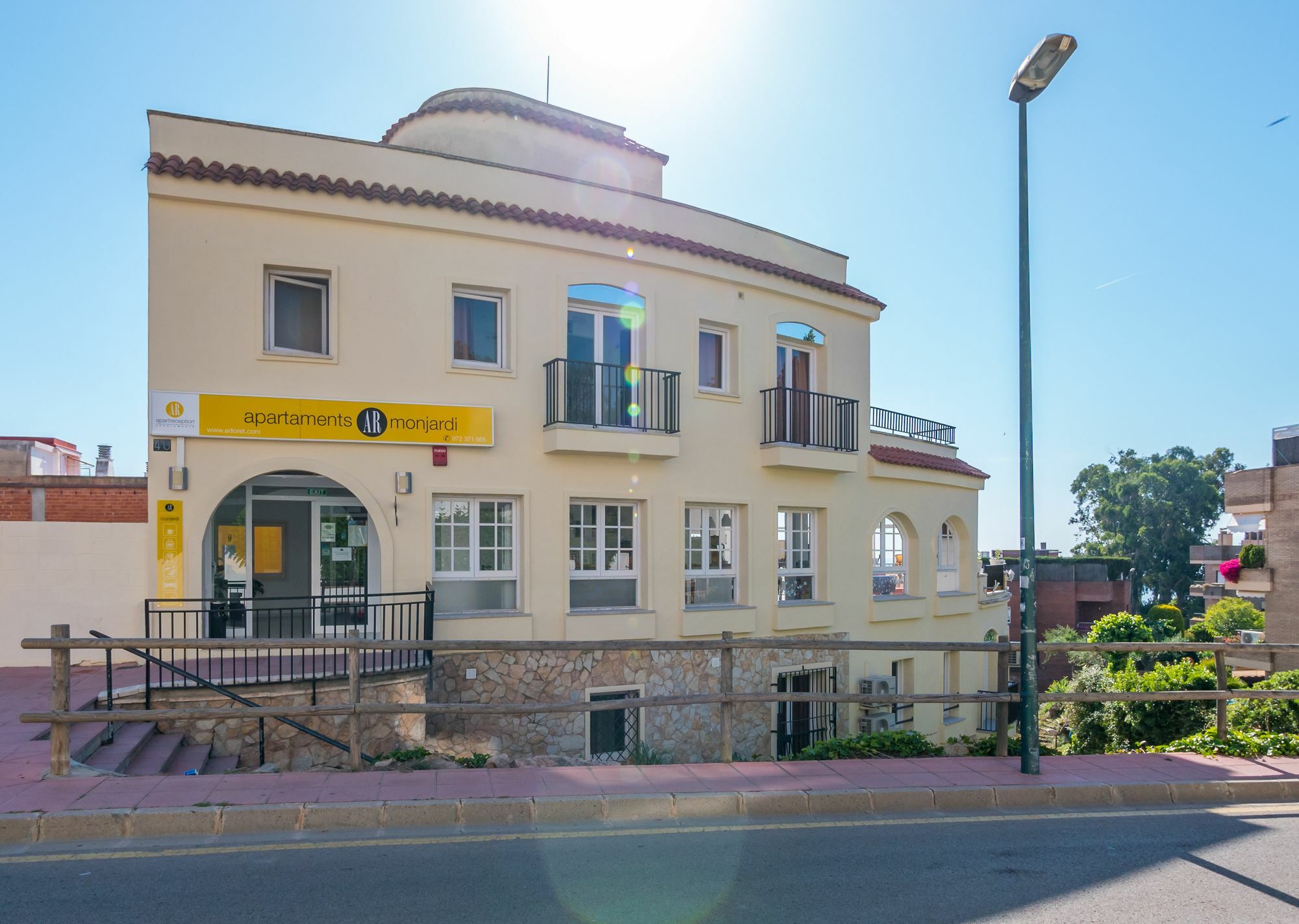 Apartaments Ar Enjoy Monjardi Lloret de Mar Exterior foto